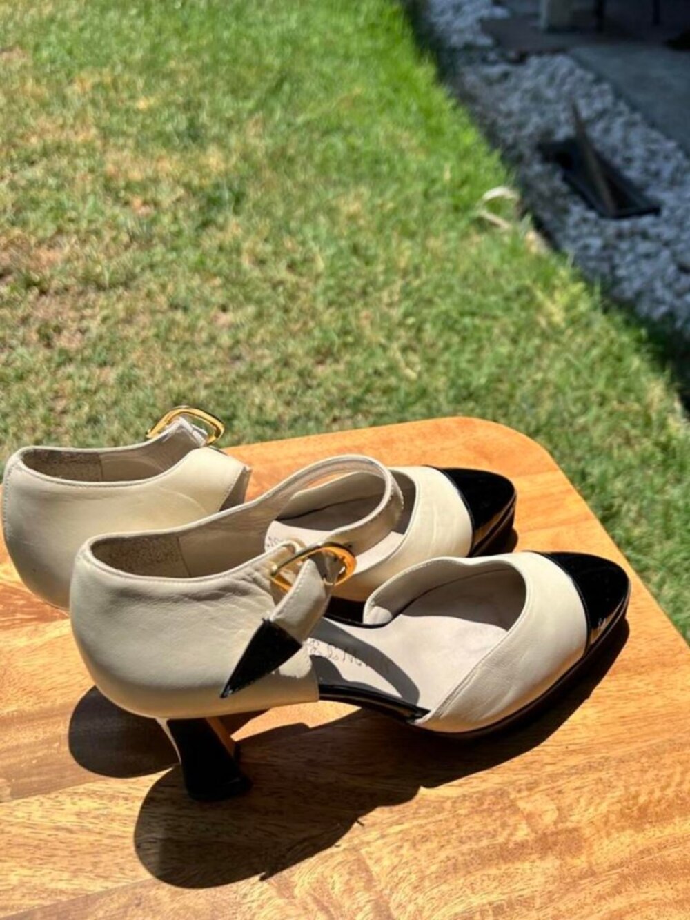 Women's Cream and Tan Courts